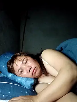 lyly sexx online show from March 29, 10:11 pm