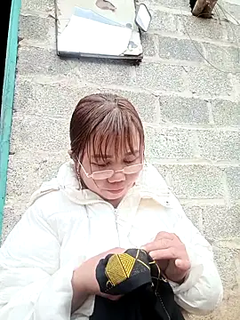 lyly sexx online show from March 4, 9:06 am