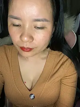 Ivy Trix2 online show from March 11, 6:46 pm