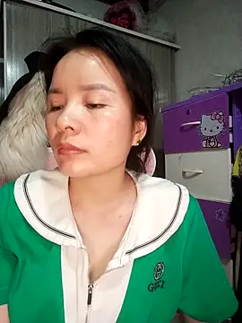 Ivy Trix2 online show from April 5, 3:19 pm