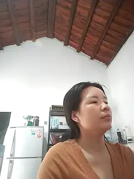 Ivy Trix2 online show from March 20, 2:56 am