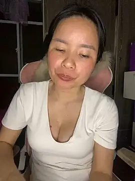 Ivy Trix2 online show from March 20, 3:02 pm