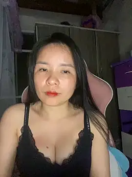 Ivy Trix2 online show from February 28, 3:33 pm