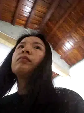 Ivy Trix2 online show from March 4, 3:14 am