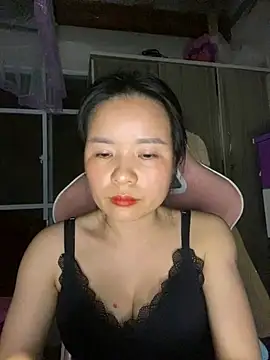 Ivy Trix2 online show from March 8, 4:21 pm