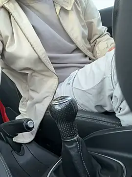 portostrip online show from April 12, 5:49 pm