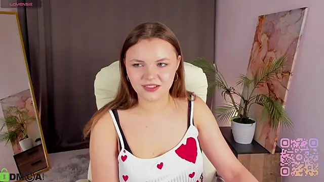 serinella  online show from April 10, 12:23 pm