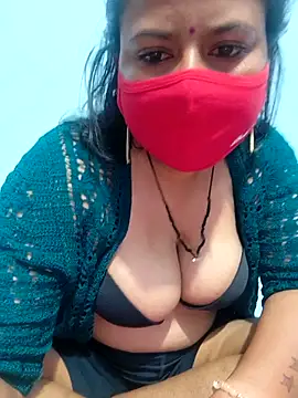 Snapshot of payal-12345 chatting on March 1, 5:18 am payal-12345 online show from March 1, 5:18 am