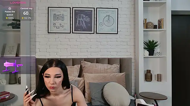 ErinEvans online show from May 13, 5:58 am