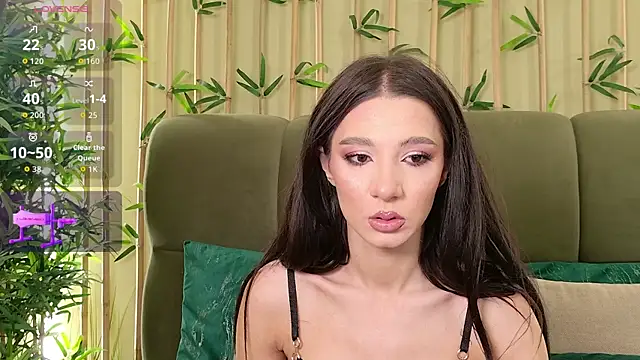 ErinEvans online show from July 14, 4:28 am
