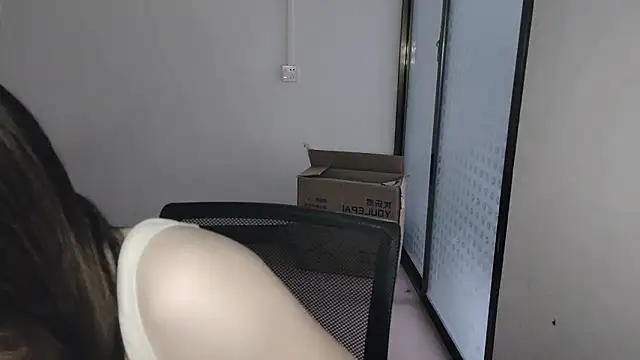 F-Yihao online show from March 20, 7:09 am