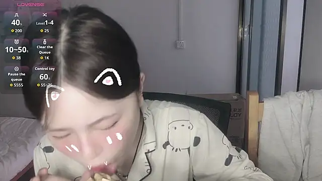 F-Yihao online show from April 13, 7:45 am