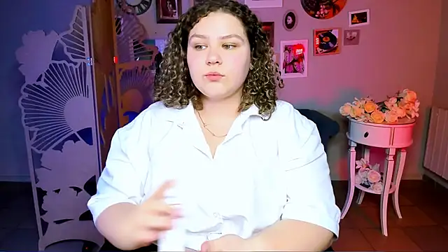 SofiRoce online show from March 14, 6:47 pm