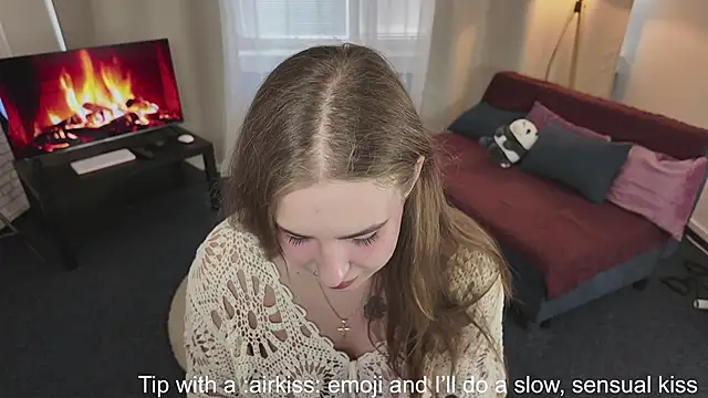 EmilyBlazee online show from March 19, 2:28 pm