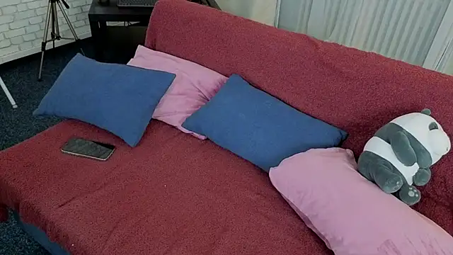 EmilyBlazee online show from March 16, 12:29 am