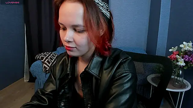 Alis Hale online show from March 8, 7:28 pm