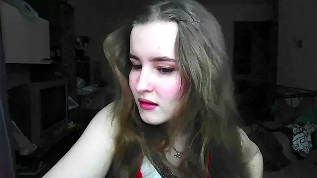 Snapshot of Adelinevibe chatting on March 1, 7:08 am Adelinevibe online show from March 1, 7:08 am