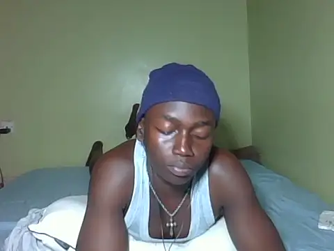 darkerberryguy online show from April 24, 9:44 am