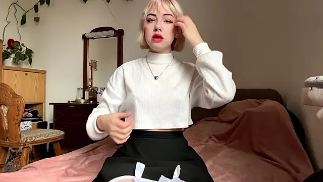 AmyTorry online show from March 15, 7:15 am