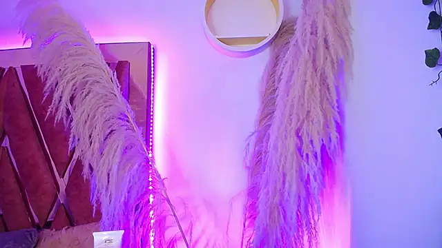 Snapshot of Evelyn_Thomas chatting on March 1, 7:58 pm Evelyn Thomas online show from March 1, 7:58 pm