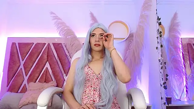 Snapshot of Evelyn_Thomas chatting on February 27, 7:35 pm Evelyn Thomas online show from February 27, 7:35 pm