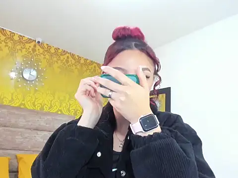 Snapshot of violeethh__ chatting on February 27, 12:27 pm violeethh online show from February 27, 12:27 pm