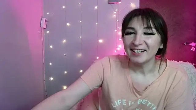 Birdie Kiss online show from May 27, 9:11 pm
