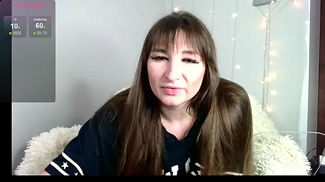 Birdie Kiss online show from May 12, 8:48 pm