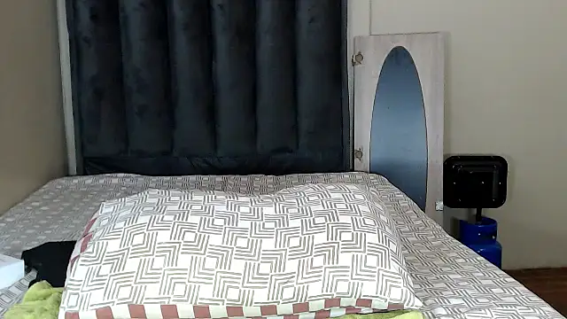 LexyDiana online show from April 19, 6:14 am