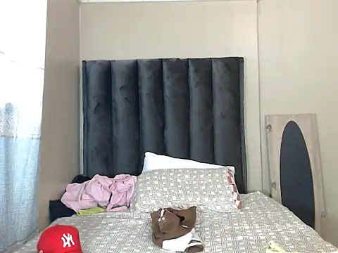 LexyDiana online show from March 4, 6:10 am