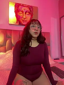 Snapshot of Maddie-LesYoux chatting on March 2, 11:50 am Maddie-LesYoux online show from March 2, 11:50 am