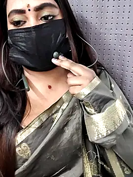 Cutie Nila online show from May 7, 5:01 am