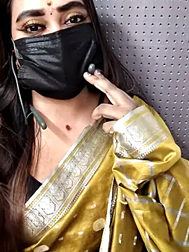Cutie Nila online show from May 15, 5:05 am