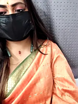 Cutie Nila online show from April 9, 5:09 am