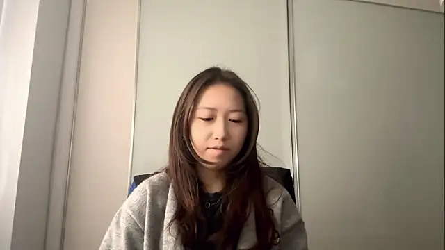 Snapshot of KirstenZaffina chatting on March 4, 1:08 pm KirstenZaffina online show from March 4, 1:08 pm