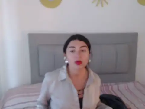 Julietaamado online show from April 17, 4:10 pm