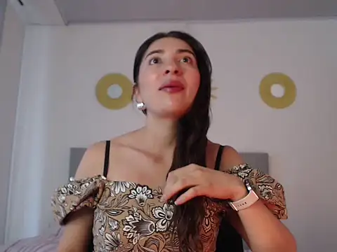 Julietaamado online show from April 20, 5:25 pm