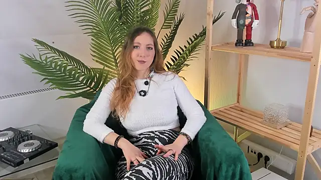 Snapshot of JacqulynVensel chatting on March 1, 1:22 pm JacqulynVensel online show from March 1, 1:22 pm