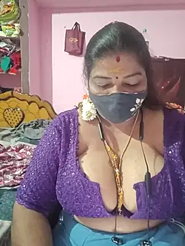 Snapshot of tamil_lathikaaa chatting on July 5, 5:31 pm tamil lathikaaa online show from July 5, 5:31 pm
