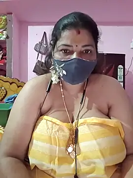 Snapshot of tamil_lathikaaa chatting on July 18, 4:21 am tamil lathikaaa online show from July 18, 4:21 am
