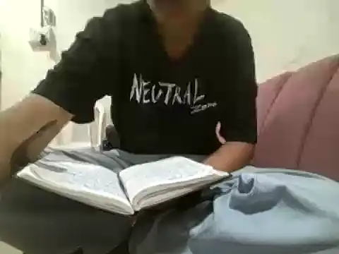 Snapshot of Mistry_lishu chatting on March 2, 8:32 am Mistry lishu online show from March 2, 8:32 am