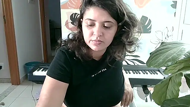 midsize 94 online show from March 19, 2:06 pm