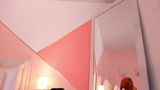 steff gil online show from March 4, 9:55 pm