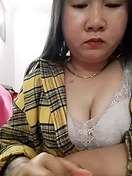 popping22 online show from March 1, 1:55 pm