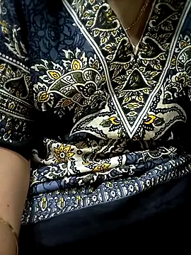 aisha 67 online show from March 6, 9:32 pm