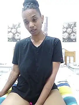 JANIELEE8XXXXX online show from May 15, 8:40 pm