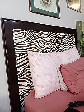 JANIELEE8XXXXX online show from March 27, 12:06 pm