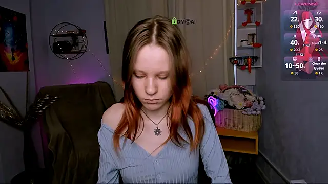 cassandra nik online show from March 30, 6:15 am