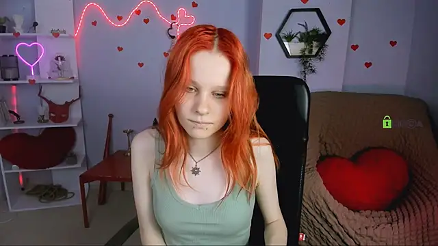 cassandra nik online show from April 26, 9:17 am