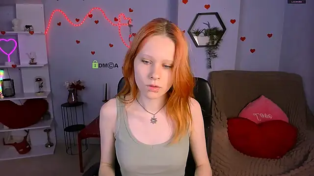 cassandra nik online show from June 21, 9:15 am